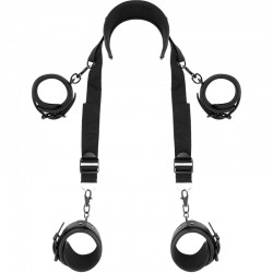 FETISH SUBMISSIVE - POSITION MAÎTRE AVEC 4 MENOTTES DOUBLÉES DE NOPRÈNE